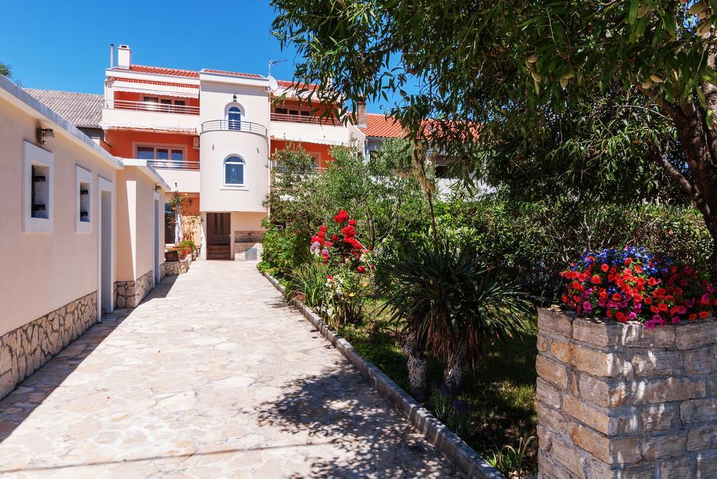 Apartments Jadranka Privlaka  Bagian luar foto